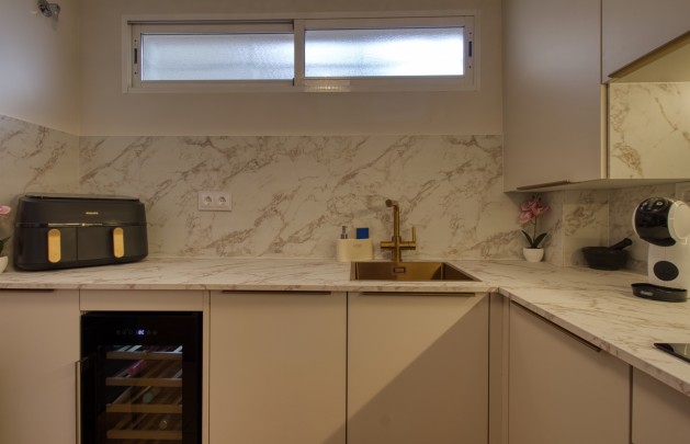 Sale - Apartment / flat - Albir