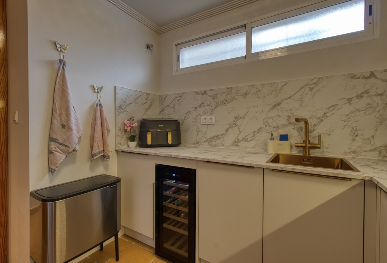 Sale - Apartment / flat - Albir