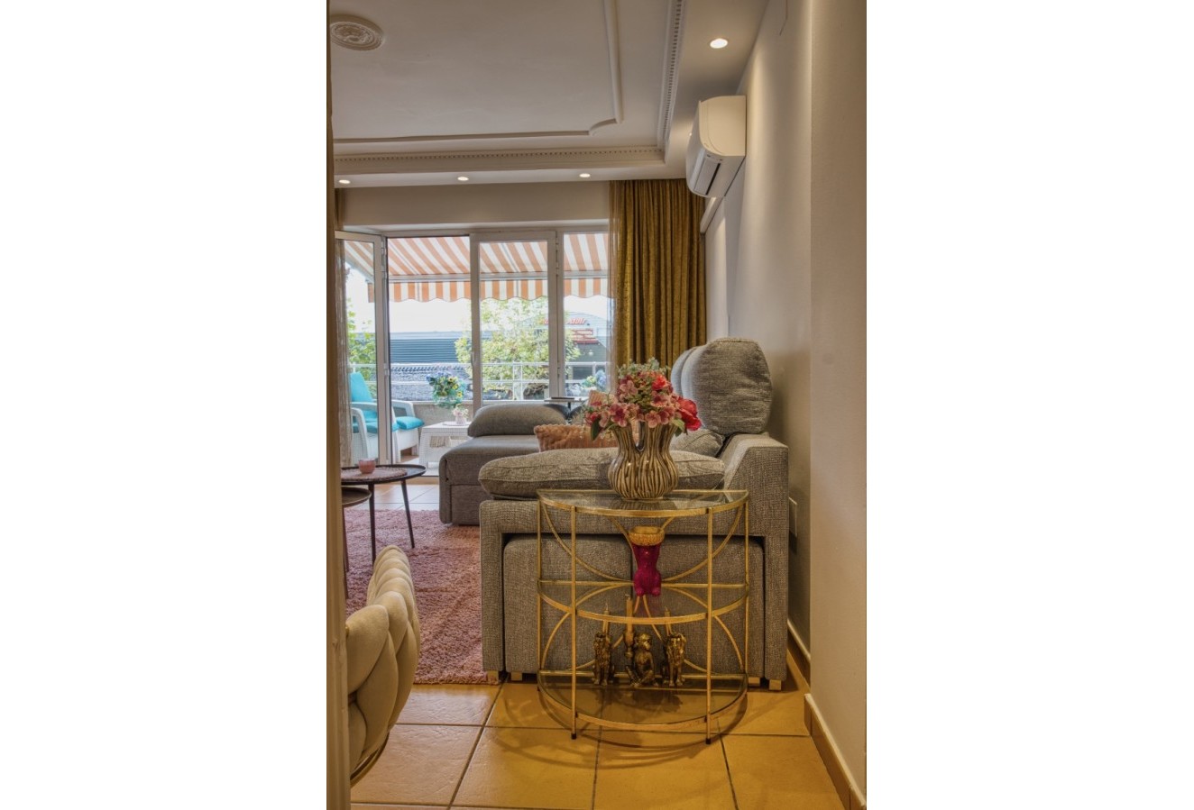 Sale - Apartment / flat - Albir