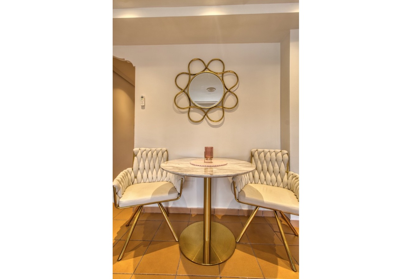 Sale - Apartment / flat - Albir