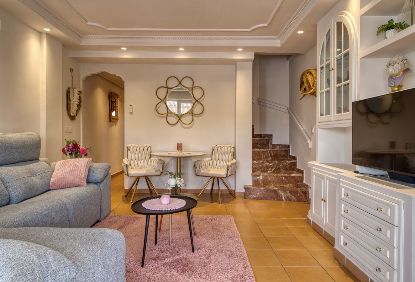 Sale - Apartment / flat - Albir