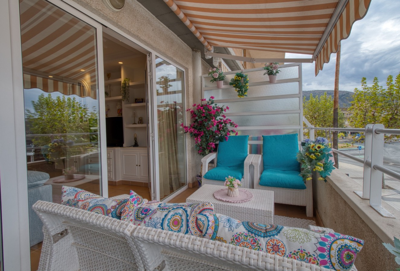 Sale - Apartment / flat - Albir