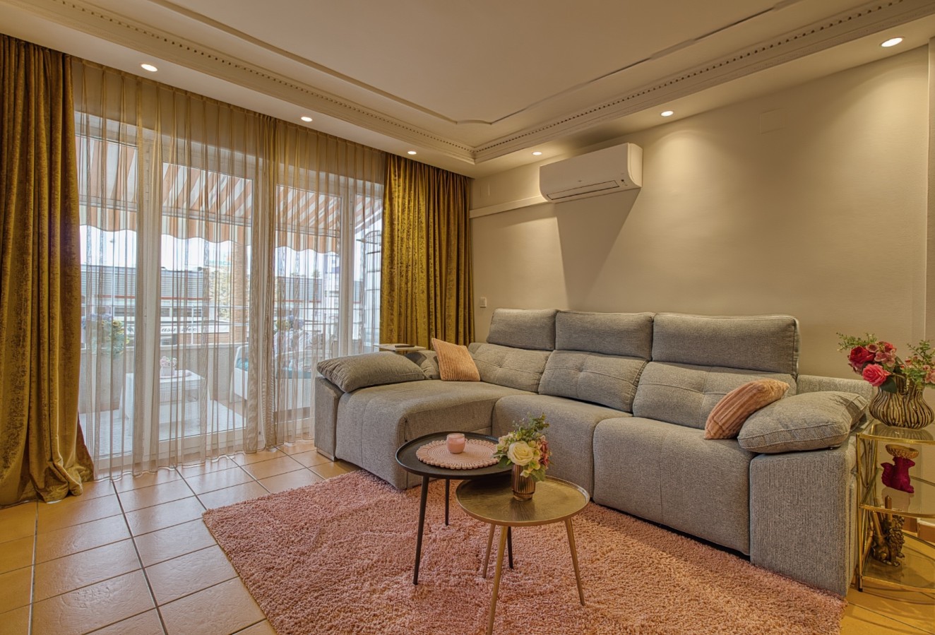 Sale - Apartment / flat - Albir