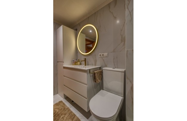 Sale - Apartment / flat - Albir