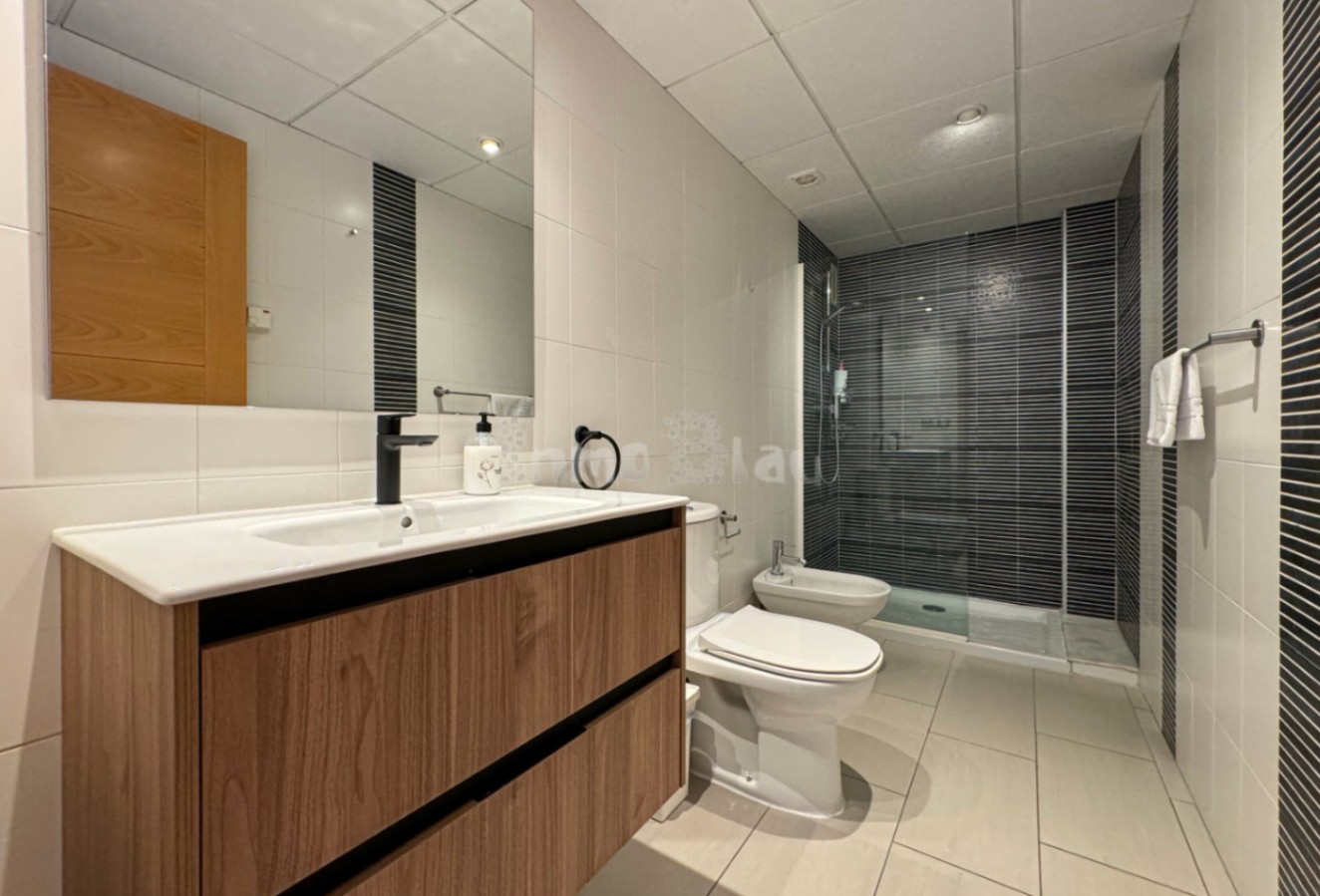 Alquiler a corto plazo - Apartamento / piso - Albir - Playa