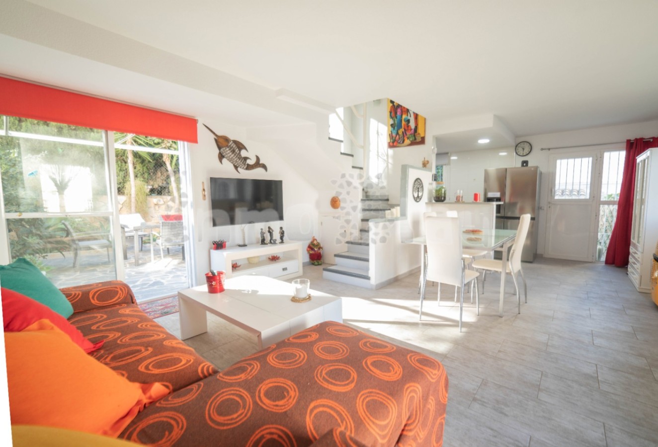 Alquiler a corto plazo - Bungalow - Albir - Urbanizacion