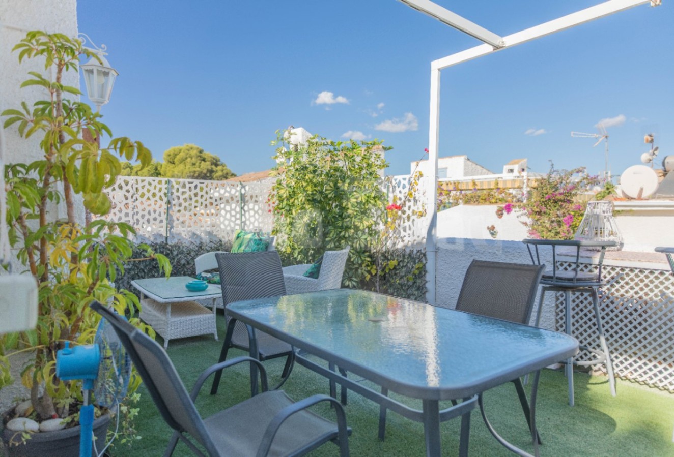 Alquiler a corto plazo - Bungalow - Albir - Urbanizacion